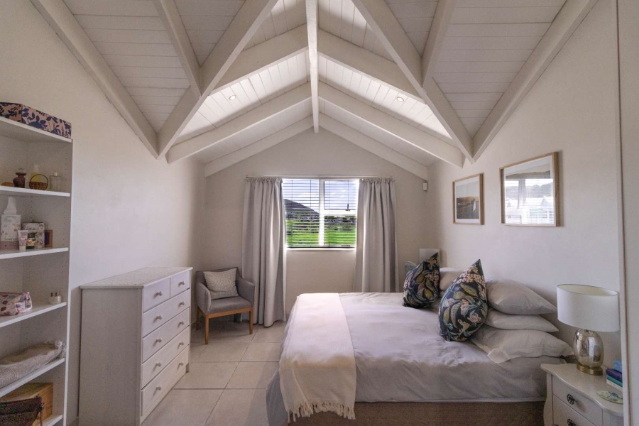 3 Bedroom Property for Sale in Sandbaai Western Cape